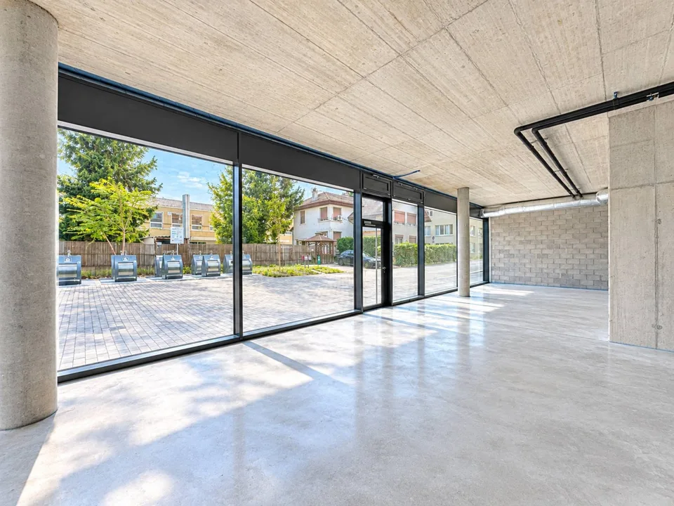 ZU VERMIETEN | 350 m² NEUER GEWERBERAUM – Foto 8 von 8