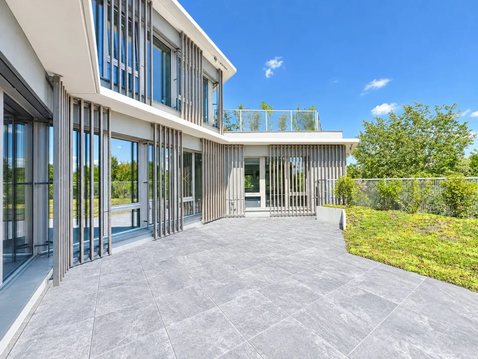 1'600 M² INDUSTRIELLER & F&E-RAUM - GROSSES LAUSANNE – Foto 3 von 3