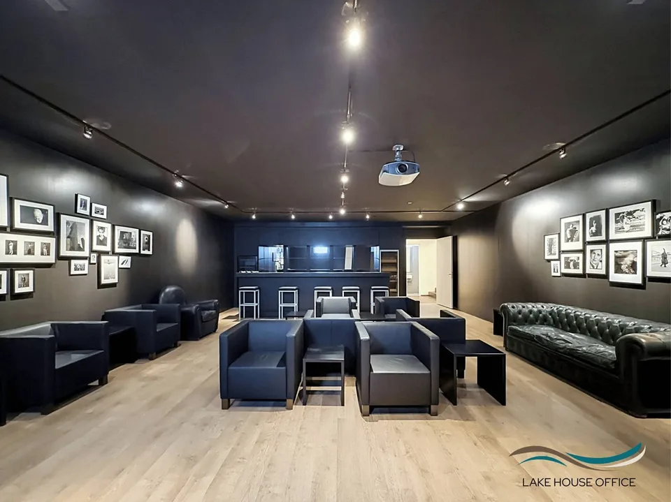 ESCLUSIVO - LAKE House OFFICE : Edificio di prestigio – foto 11 di 12