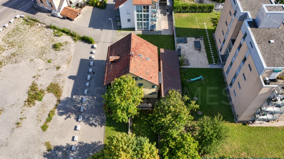 8.5 Zimmer Einfamilienhaus in Derendingen – Foto 2 von 6