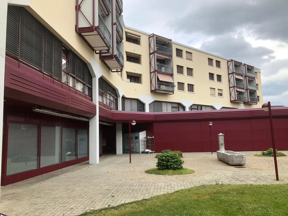 Locale ricreativo rinnovato con cucina e bagno a Zuchwil – foto 17 di 19