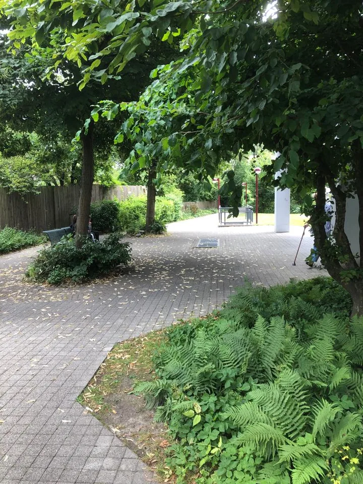 Locale ricreativo rinnovato con cucina e bagno a Zuchwil – foto 10 di 19