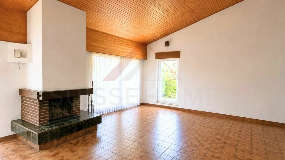 Abitare spazioso incontra tecnologia energetica moderna - con il proprio paradiso di giardino – foto 3 di 11