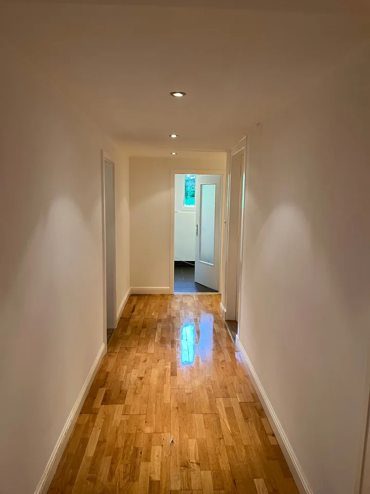Wunderschöne 3-Zimmer-Wohnung in Neuchâtel – sofort verfügbar – Foto 2 von 8