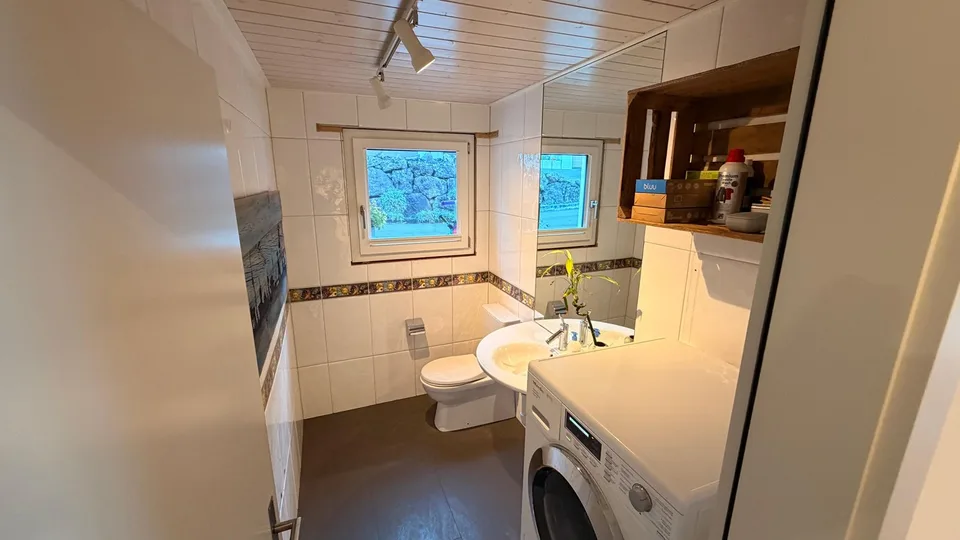 Exklusives möbliertes 5.5-Zimmer-Apartment mit atemberaubendem Seeblick und Bergpanorama – Foto 21 von 24