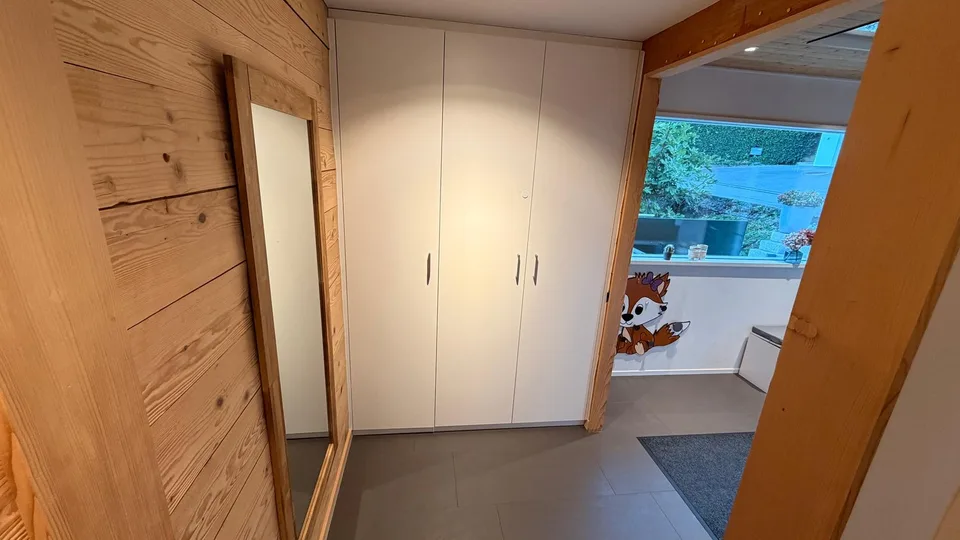 Exklusives möbliertes 5.5-Zimmer-Apartment mit atemberaubendem Seeblick und Bergpanorama – Foto 17 von 24