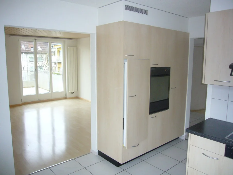 Well-maintained 4.5-room apartment in Bern-Bethlehem – ideal for a shared flat! – photo 4 of 13