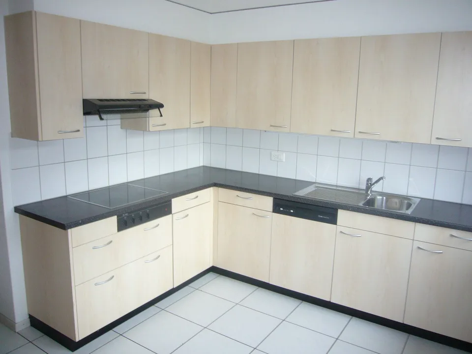 Well-maintained 4.5-room apartment in Bern-Bethlehem – ideal for a shared flat! – photo 3 of 13
