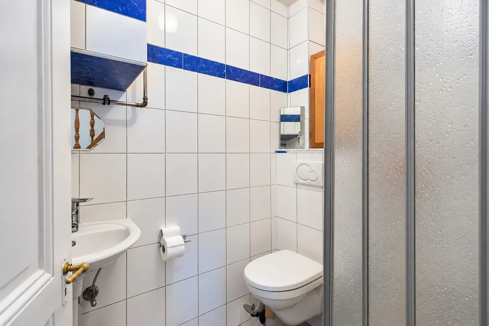 Casa di villaggio con granaio e giardino a Bex – foto 6 di 13