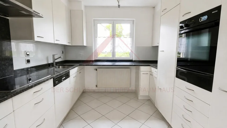 10.5 Zimmer Einfamilienhaus in Urtenen-Schönbühl – Foto 10 von 20
