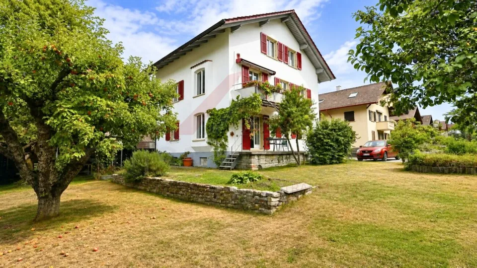 10.5 Zimmer Einfamilienhaus in Urtenen-Schönbühl – Foto 2 von 20