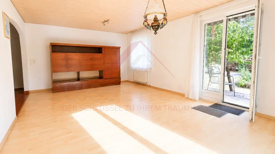 10.5 Zimmer Einfamilienhaus in Urtenen-Schönbühl – Foto 4 von 20