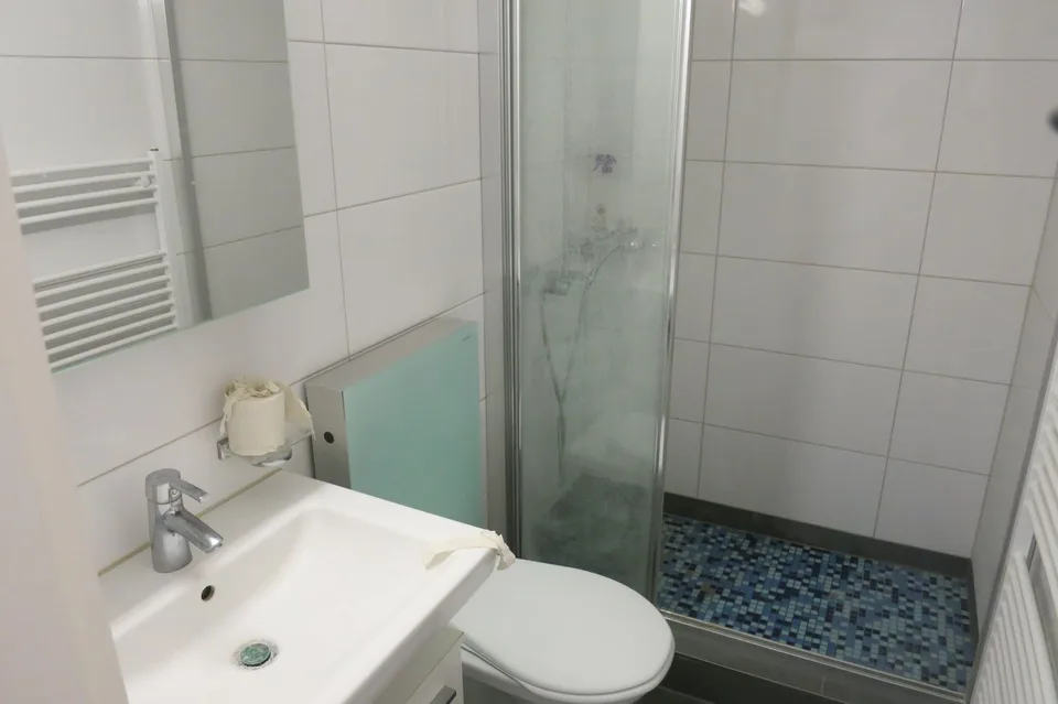 Gemütliche 1.5-Zimmer-Wohnung in Effretikon – sofort verfügbar! Befirstet bis 31 März 2027. – Foto 3 von 5