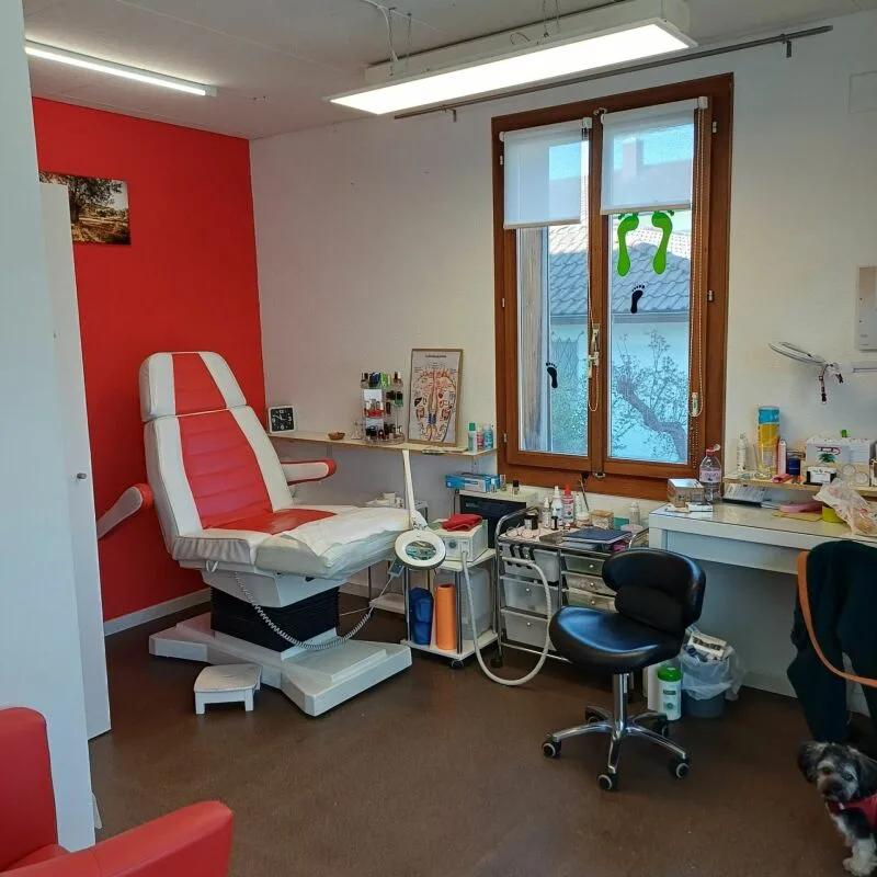 Gewerberaum mit Aussenparkplatz – Foto 4 von 7