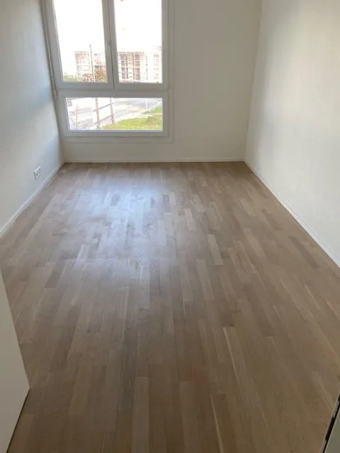 Appartamento luminoso, moderno con ampio balcone – foto 10 di 16