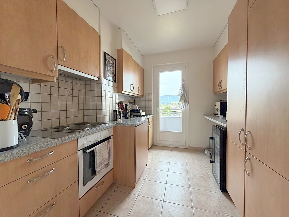 Bel appartement de 4.5 pièces rénové situé à Yverdon-les-Bains proche de la gare – photo 4 sur 13