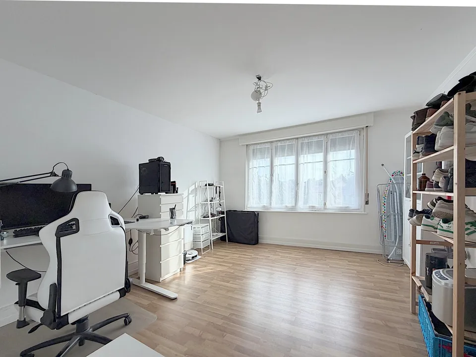 Bel appartement de 4.5 pièces rénové situé à Yverdon-les-Bains proche de la gare – photo 9 sur 13