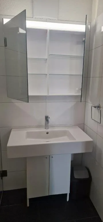 3 Zimmer Wohnung mit groszügigem Balkon in Zürich Uster zu vermieten – Foto 4 von 10