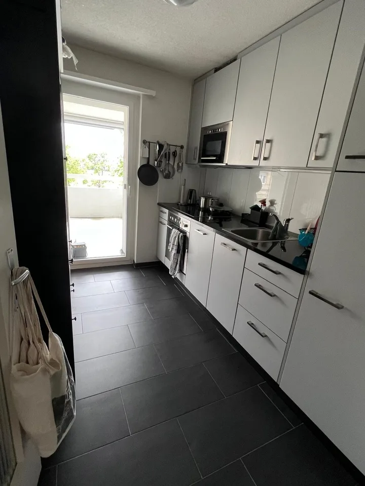 3 Zimmer Wohnung mit groszügigem Balkon in Zürich Uster zu vermieten – Foto 2 von 10