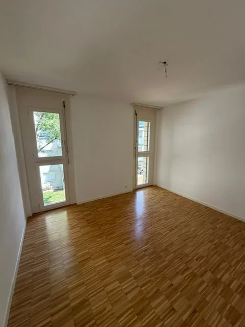Appartamento 4.5 locali ristrutturato con balcone a CRESSIER – foto 12 di 20