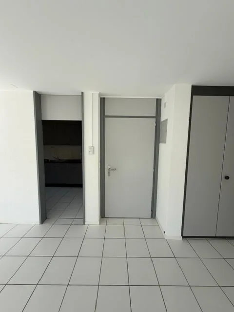 Appartamento 4.5 locali ristrutturato con balcone a CRESSIER – foto 6 di 20