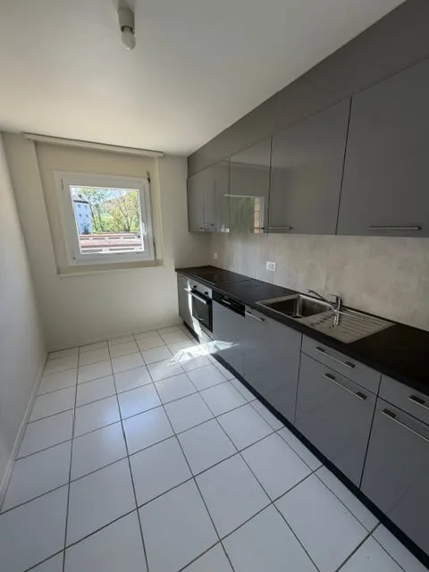 Appartamento 4.5 locali ristrutturato con balcone a CRESSIER – foto 2 di 20