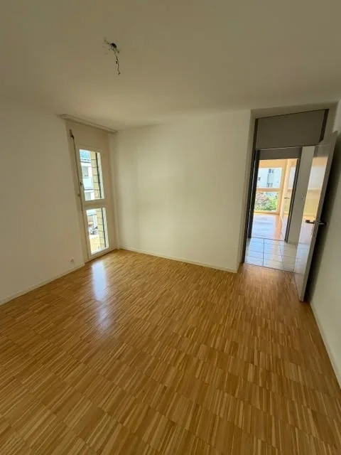 Appartamento 4.5 locali ristrutturato con balcone a CRESSIER – foto 17 di 20
