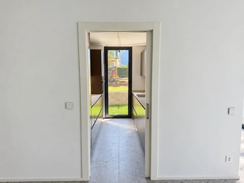 SORENGO: WOHNUNG MIT GARTEN, WENIGE SCHRITE VON LUGANO – Foto 6 von 12