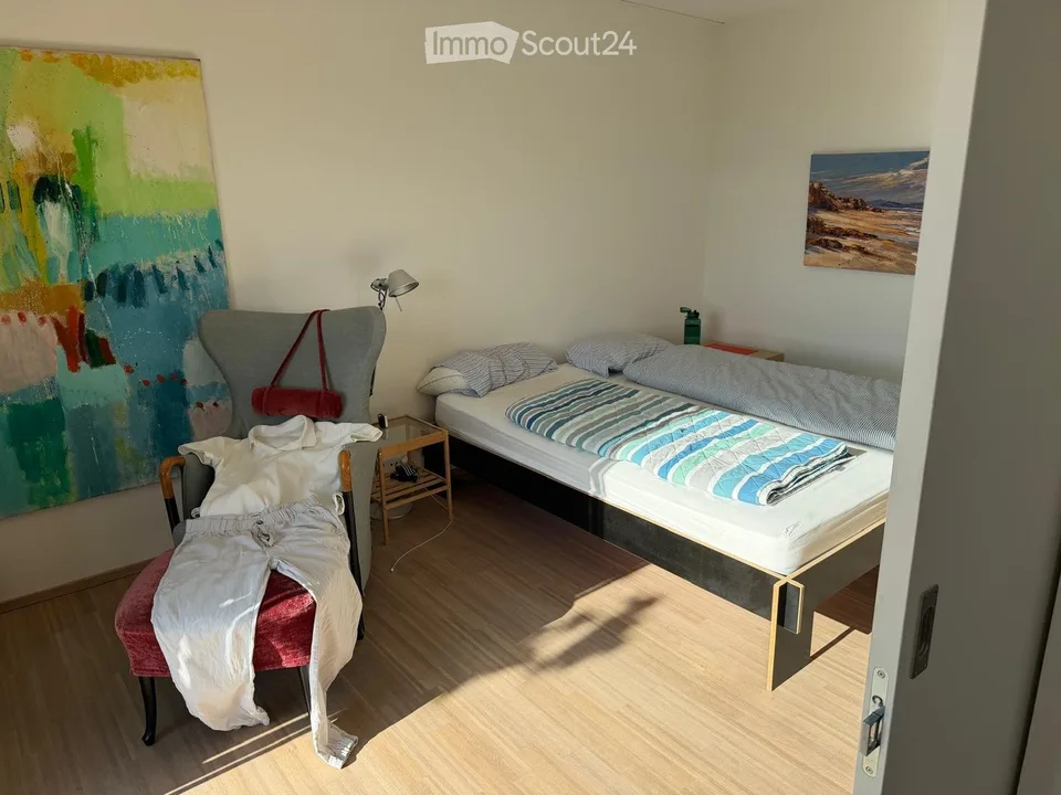 Möblierte 3.5 Zimmerwohnung in ruhigem Quartier – Foto 2 von 5