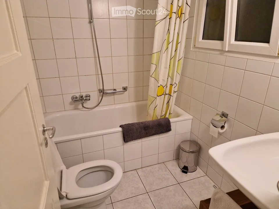 Zentrale und ruhige 2.5-Zimmer-Wohnung – Foto 4 von 5