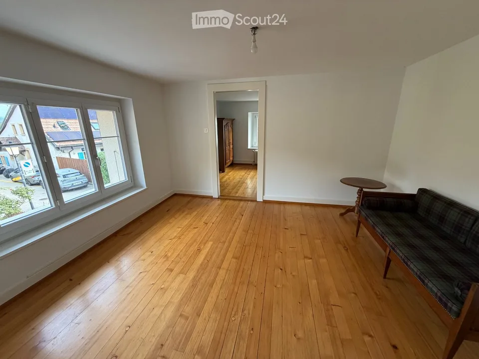 Vaumarcus: schöne 2.5-Zimmer-Wohnung, hell und renoviert. – Foto 4 von 5