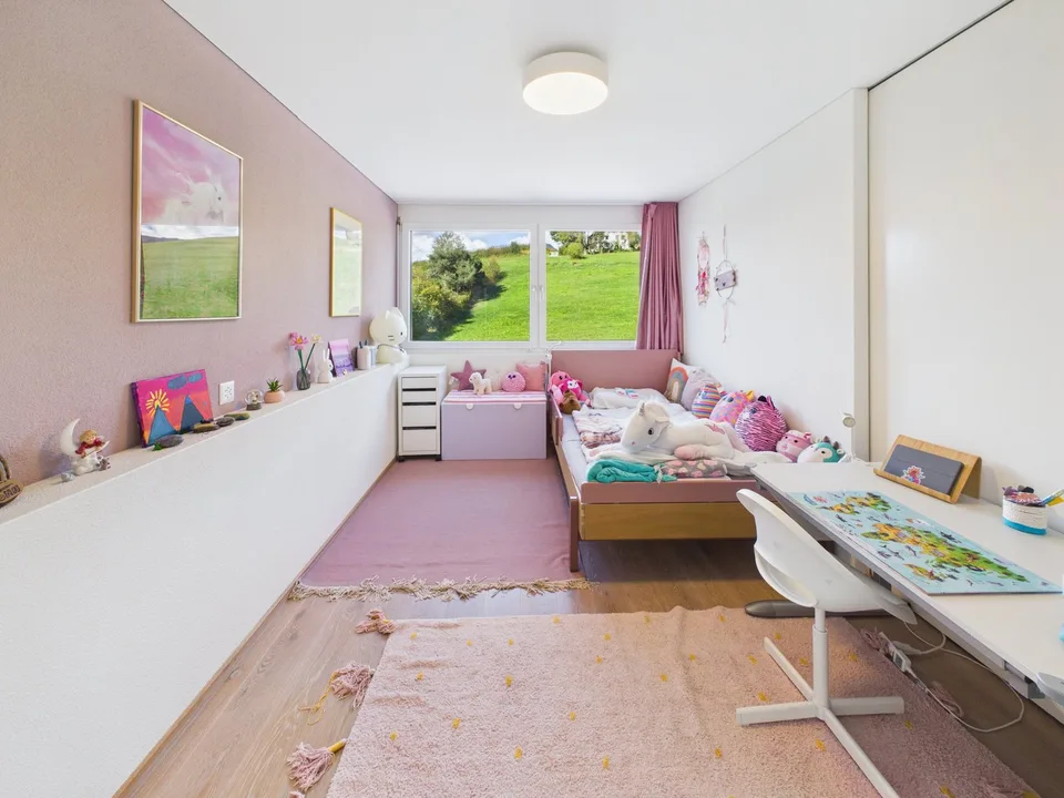 Ein Zuhause, das keine Wünsche offenlässt - Modernes Einfamilienhaus mit Garten und Pool – Foto 9 von 12