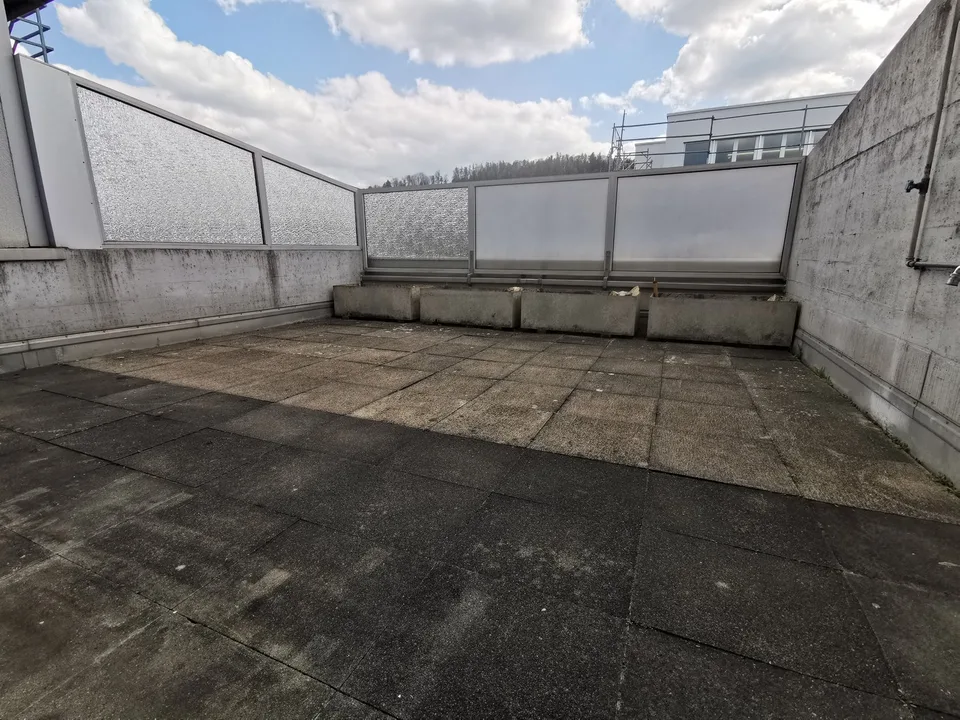 Schöne 4.5 Zimmerwohnung an zentraler Lage – Foto 6 von 6