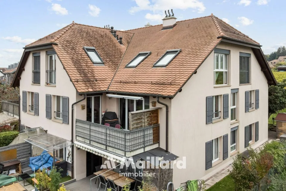 Spacieux appartement de 4.5 pièces avec vue sur le lac – photo 2 sur 15