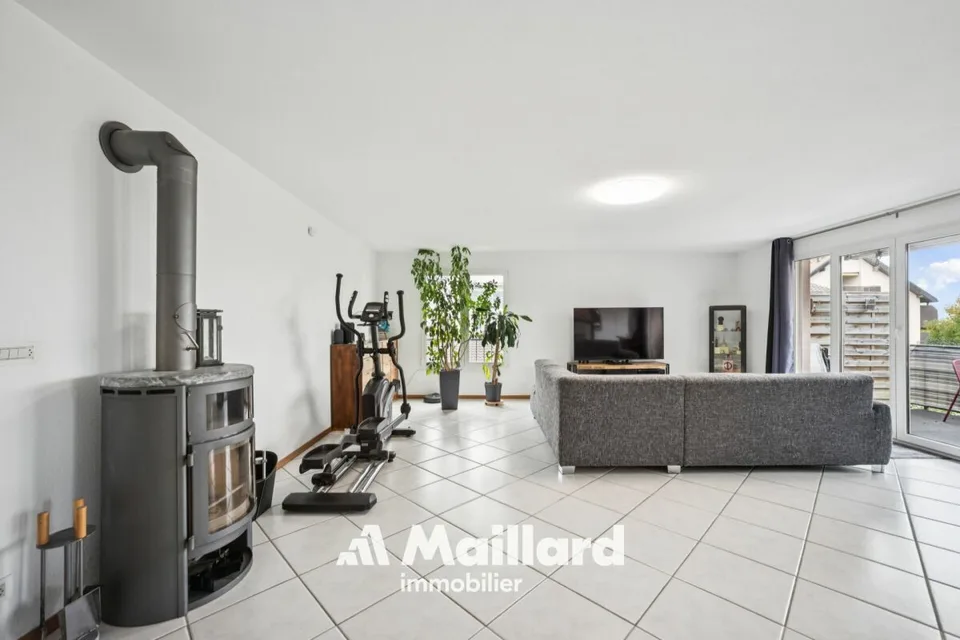 Spacieux appartement de 4.5 pièces avec vue sur le lac – photo 3 sur 15
