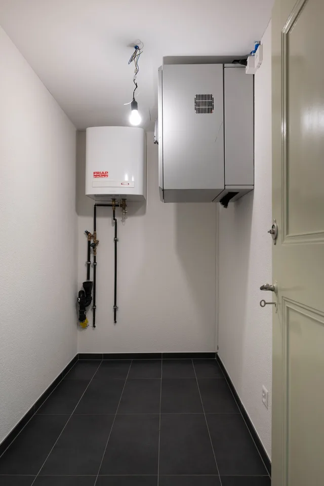 Bright 5-room office in an old building on Gutenbergstrasse, Bern – photo 9 of 17