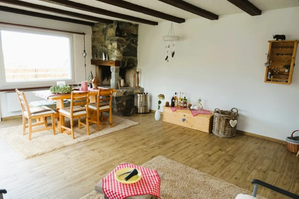 Appartamento di 4½ locali al 1° piano con soffitta ampliabile – foto 2 di 8