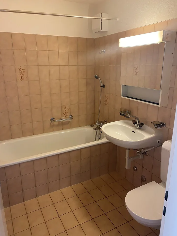 Schöne 2.5-Zimmerwohnung in Zürich-Witikon zu vermieten – Foto 6 von 7