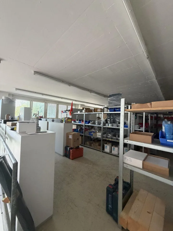 Spazio commerciale a Bassersdorf – foto 8 di 11