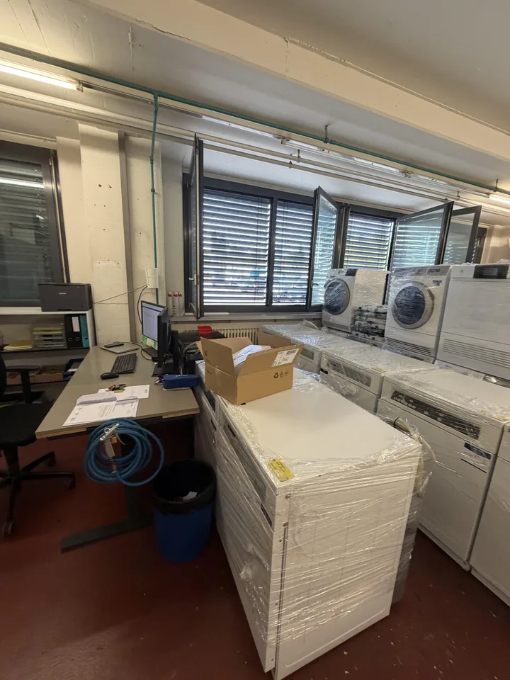 Spazio commerciale a Bassersdorf – foto 2 di 11