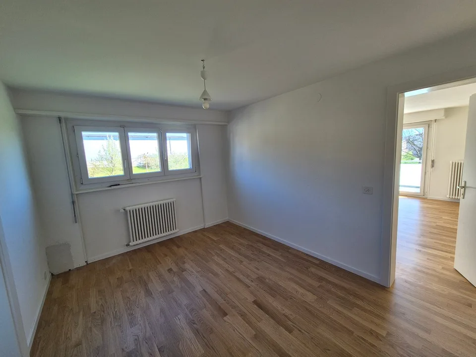 Appartamento nuovo di 4 locali con balcone a Bercher – foto 8 di 11
