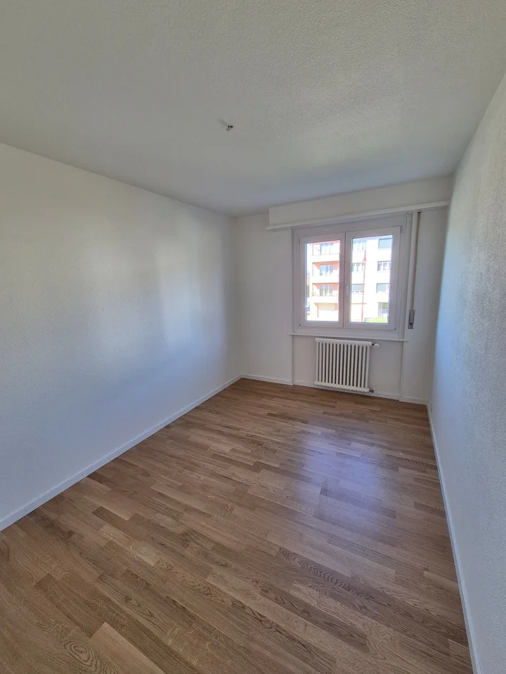 Appartamento nuovo di 4 locali con balcone a Bercher – foto 4 di 11