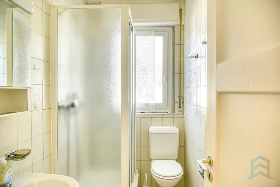 A LOUER Appartement de 2 ½ pièces avec balcon au centre-ville – foto 9 di 13