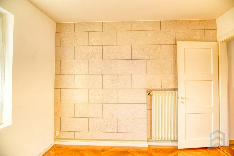 A LOUER Appartement de 2 ½ pièces avec balcon au centre-ville – foto 4 di 13
