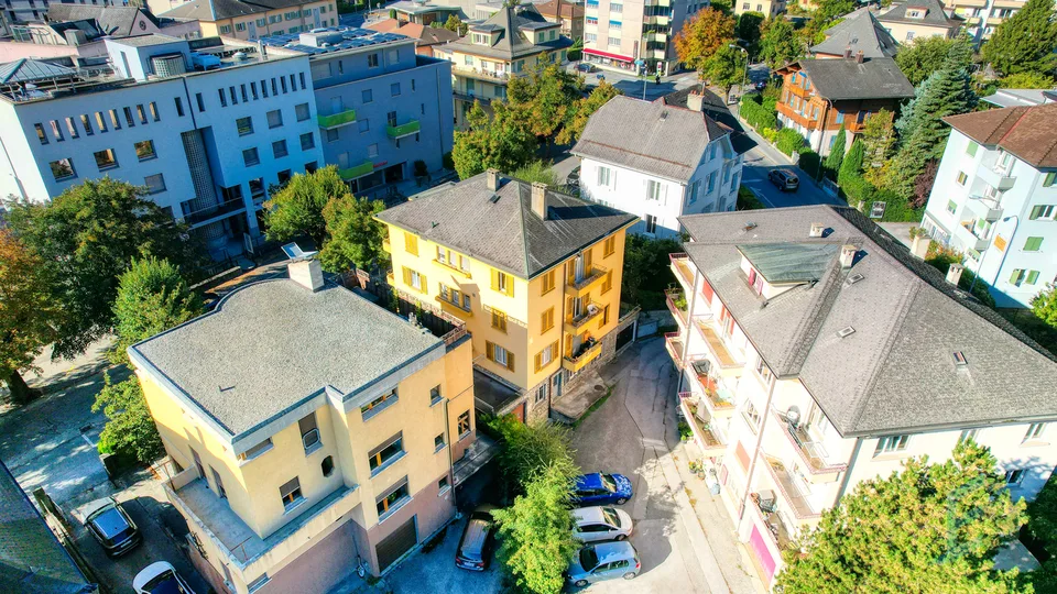 A LOUER Appartement de 2 ½ pièces avec balcon au centre-ville – foto 12 di 13