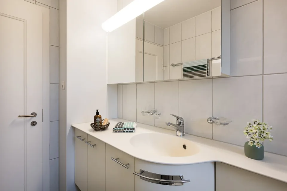 Appartamento di 3 camere in una zona tranquilla – foto 6 di 7