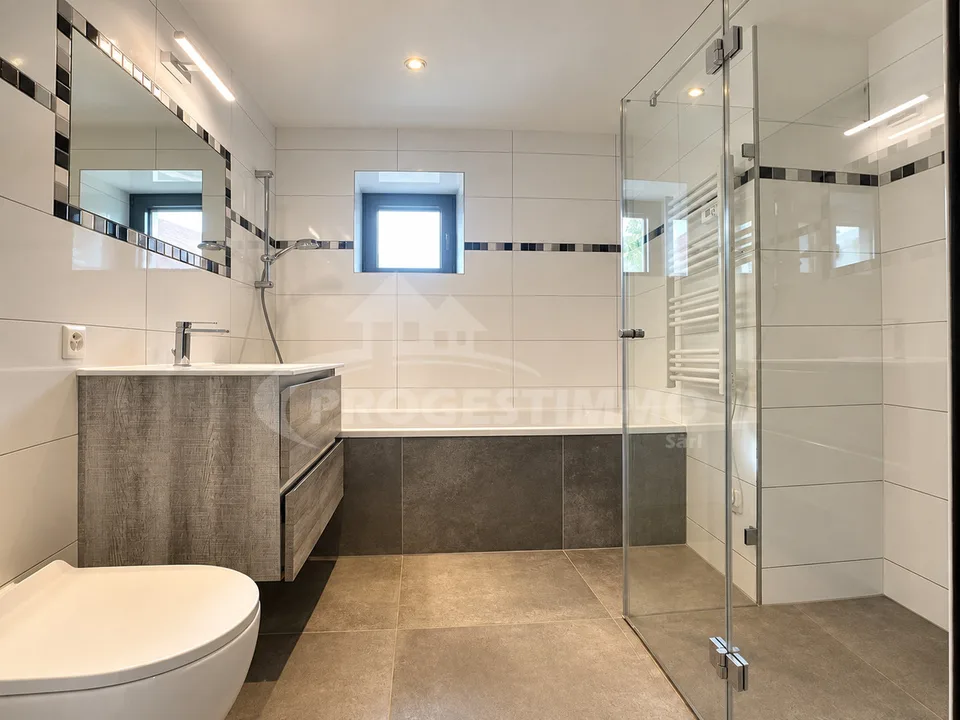 3.5 Zimmer Einfamilienhaus in Sergey – Foto 6 von 11
