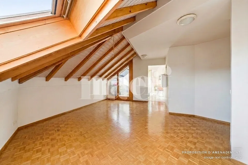 Helles Apartment im 6. Stock mit schöner Terrasse – Foto 5 von 9