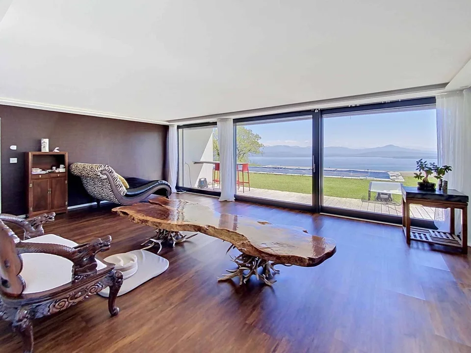 Bellissima proprietà rinnovata con piscina e vista mozzafiato – foto 6 di 6