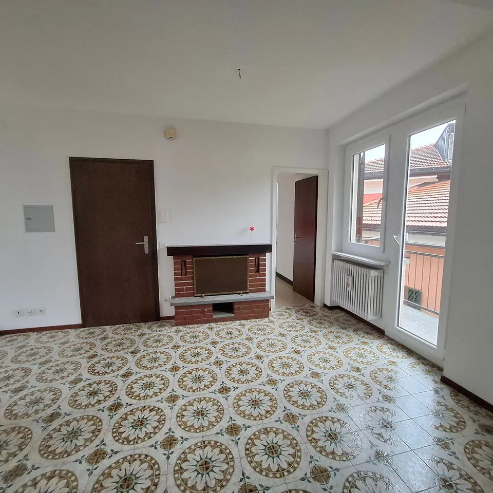 Zweizimmerwohnung mit Balkon in Montagnola – Sofort verfügbar – Foto 2 von 5